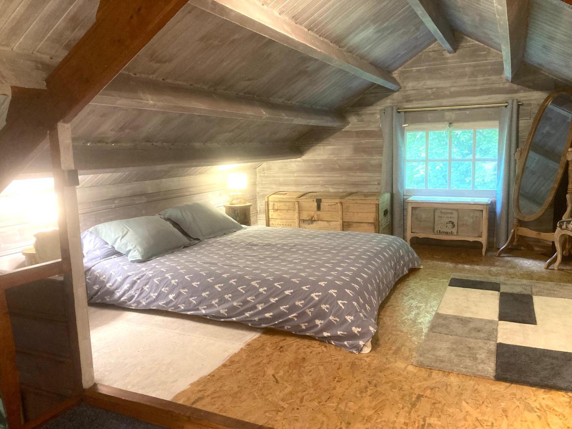 Holy Wood Villa Chuelles Dış mekan fotoğraf